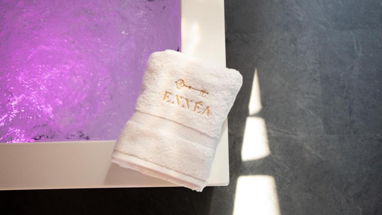 Ennea - Jacuzzi & Luxury Suites (Adults Only) Perpignan Dış mekan fotoğraf