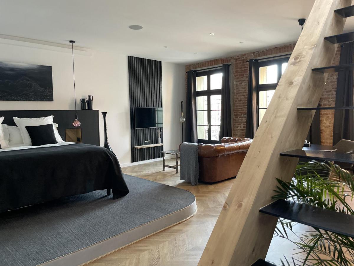 Ennea - Jacuzzi & Luxury Suites (Adults Only) Perpignan Dış mekan fotoğraf