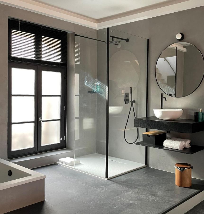 Ennea - Jacuzzi & Luxury Suites (Adults Only) Perpignan Dış mekan fotoğraf